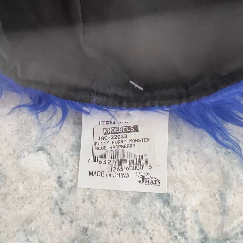 NEW Funny furry blue raspberry monster hat - Picture 4 of 7